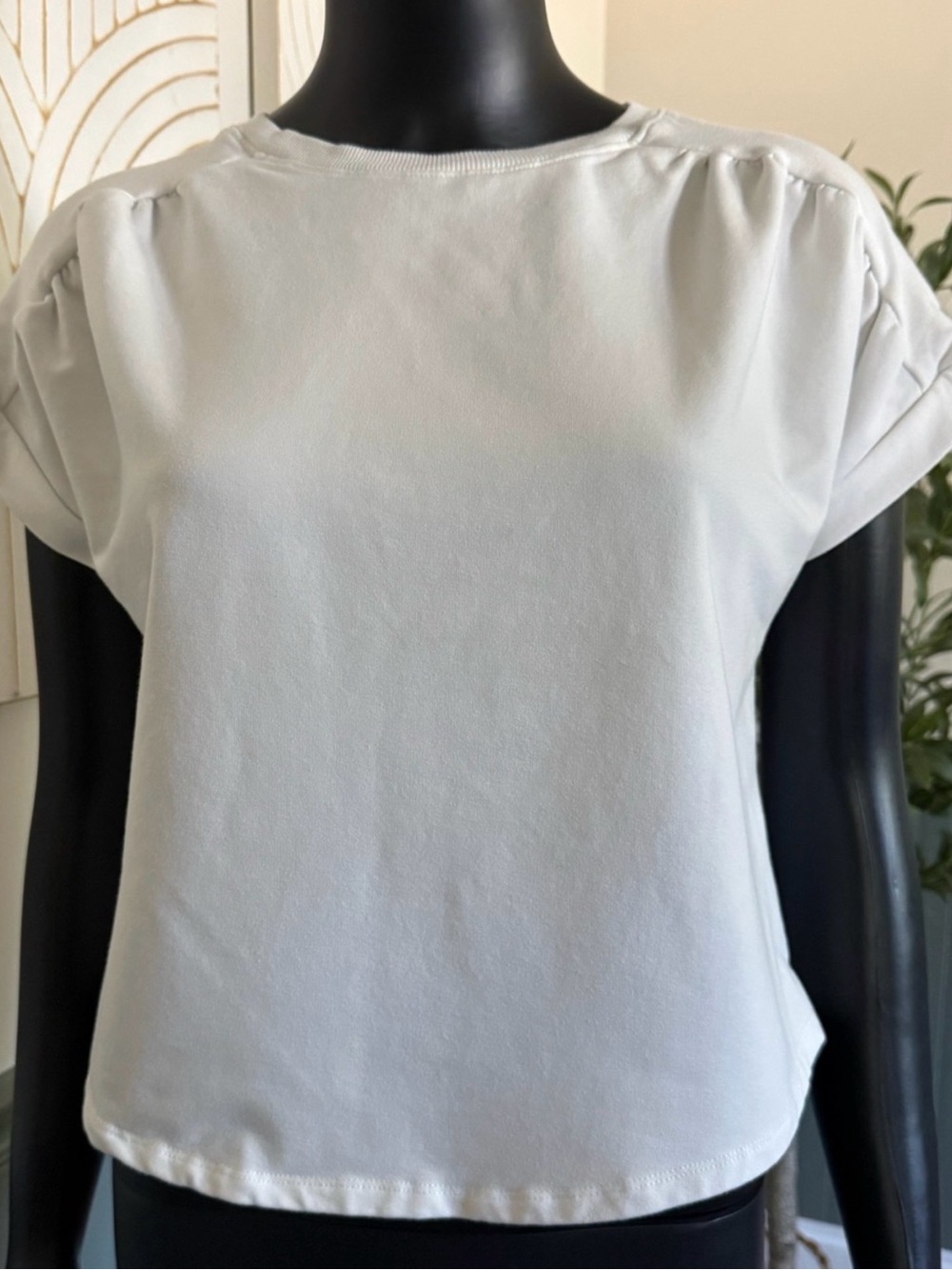 Cable & Gauge White Short Sleeve Puff Shoulder Tee